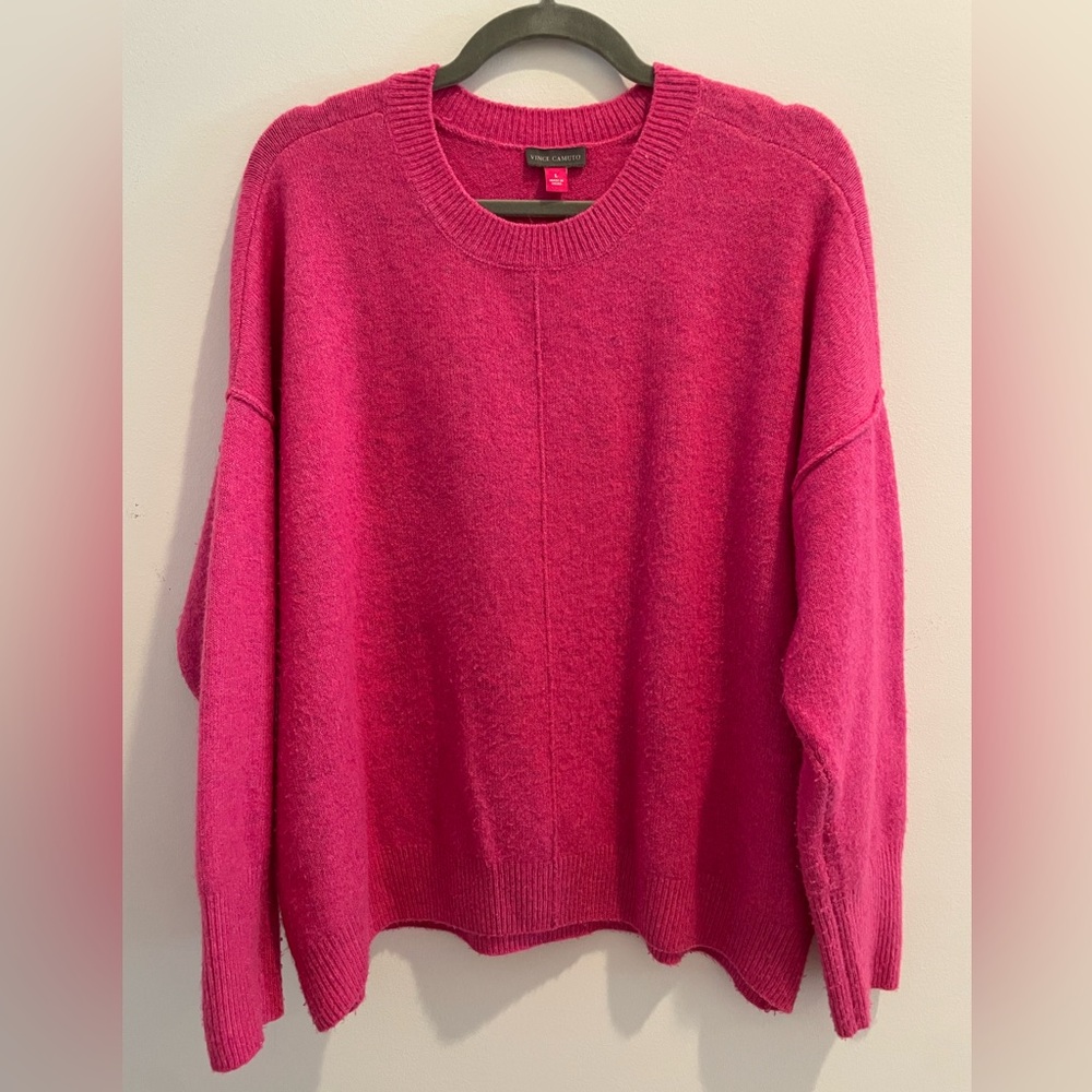 VINCE CAMUTO Women’s Pink Sweater Size Large